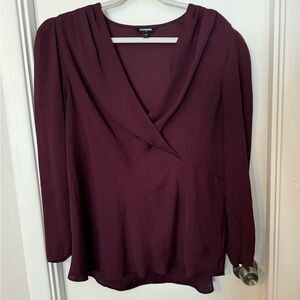 Express deep purple v-neck blouse size XL